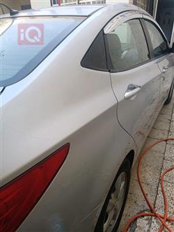 هیوندای ئەکسنت
